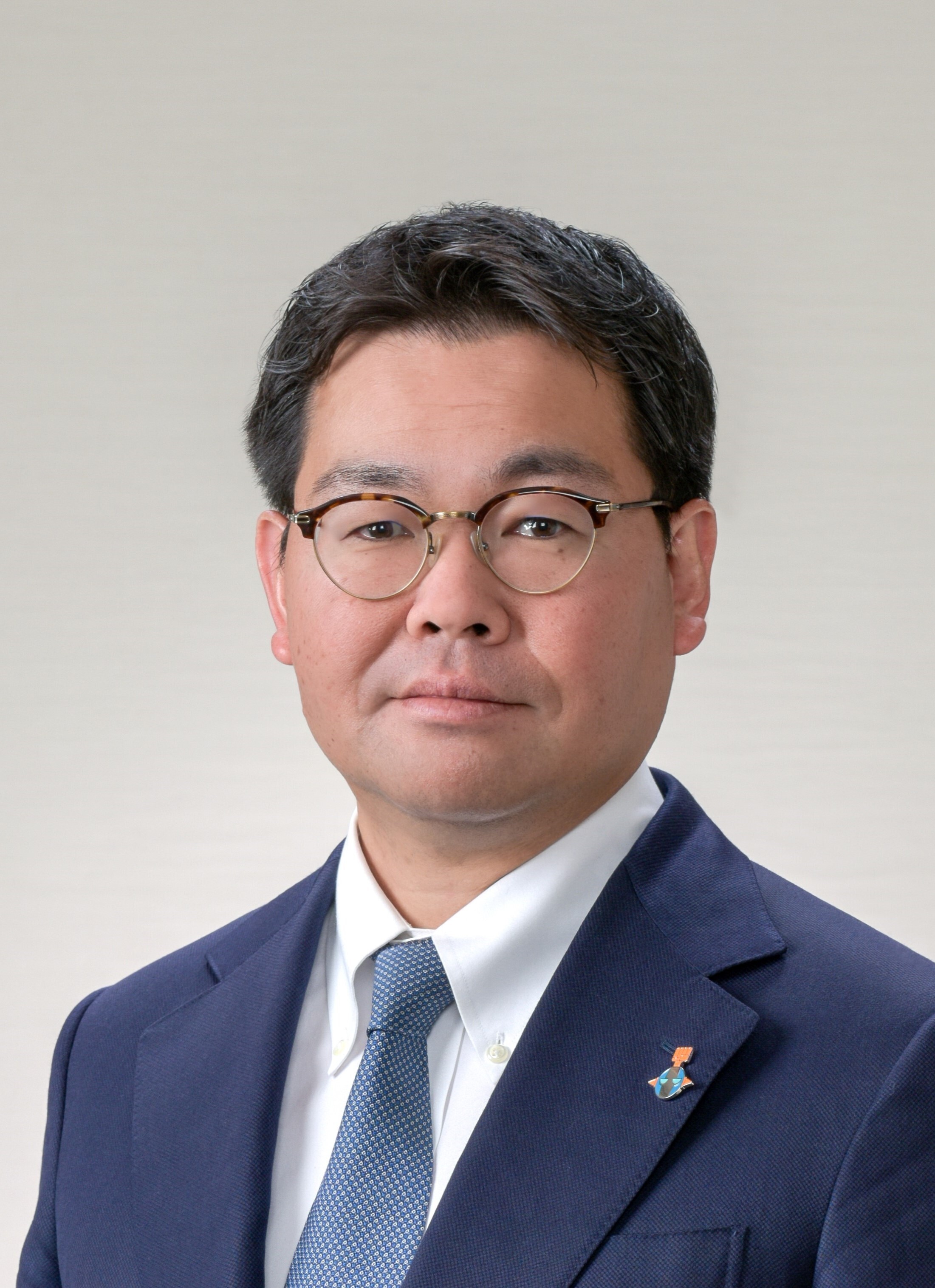 Dr. Shirasaka Photo